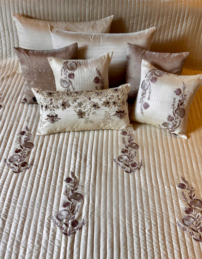The Cream Bloomé Bedding Set
