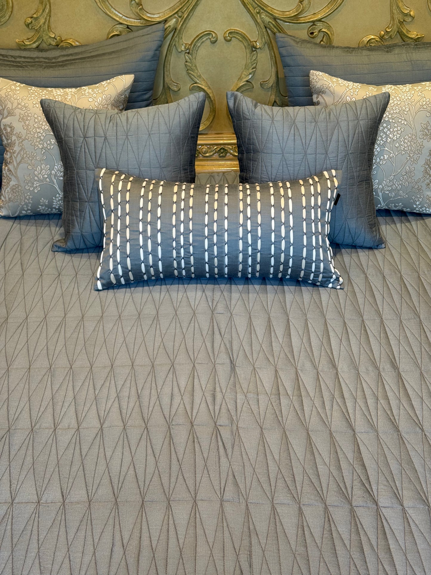 The Grey Mist Bedding Set