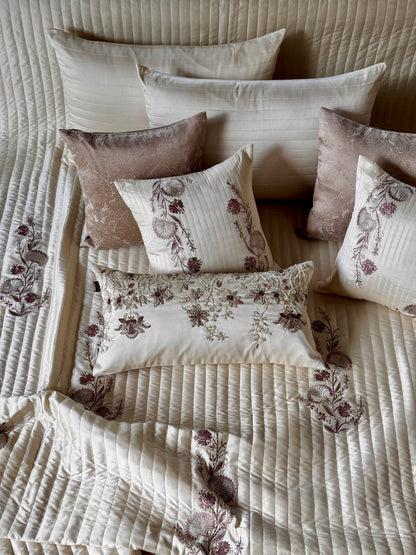The Cream Bloomé Bedding Set