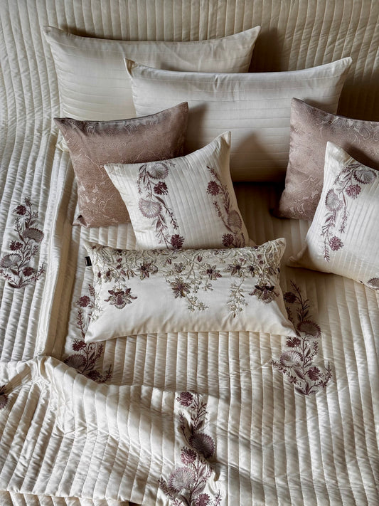 The Cream Bloomé Bedding Set