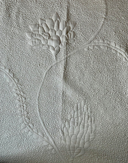 The Serene Blossom Bedding Set