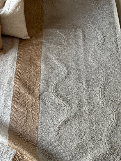 The Serene Blossom Bedding Set