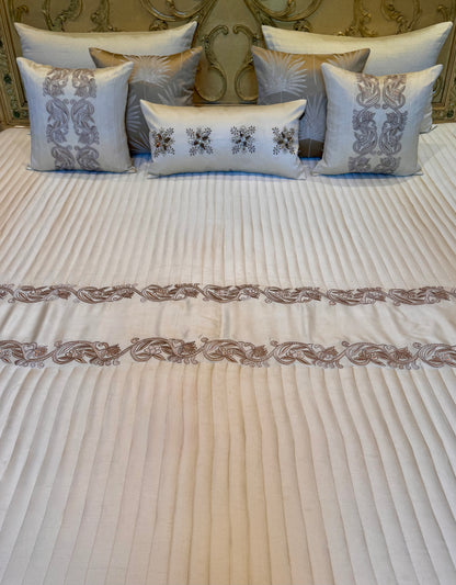 The Cream Fleur Bedding Set