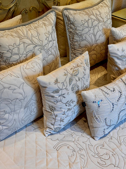 The Off-White Carving Bedding Set