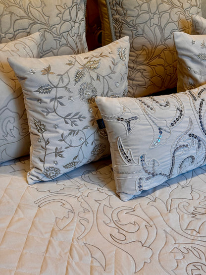 The Off-White Carving Bedding Set