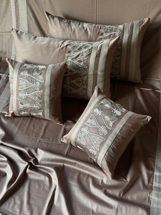 The Heirloom Crest Bedsheet