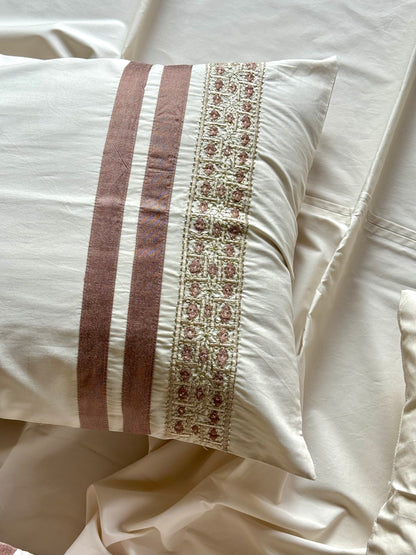 The Ivory Flint Bedsheet Set