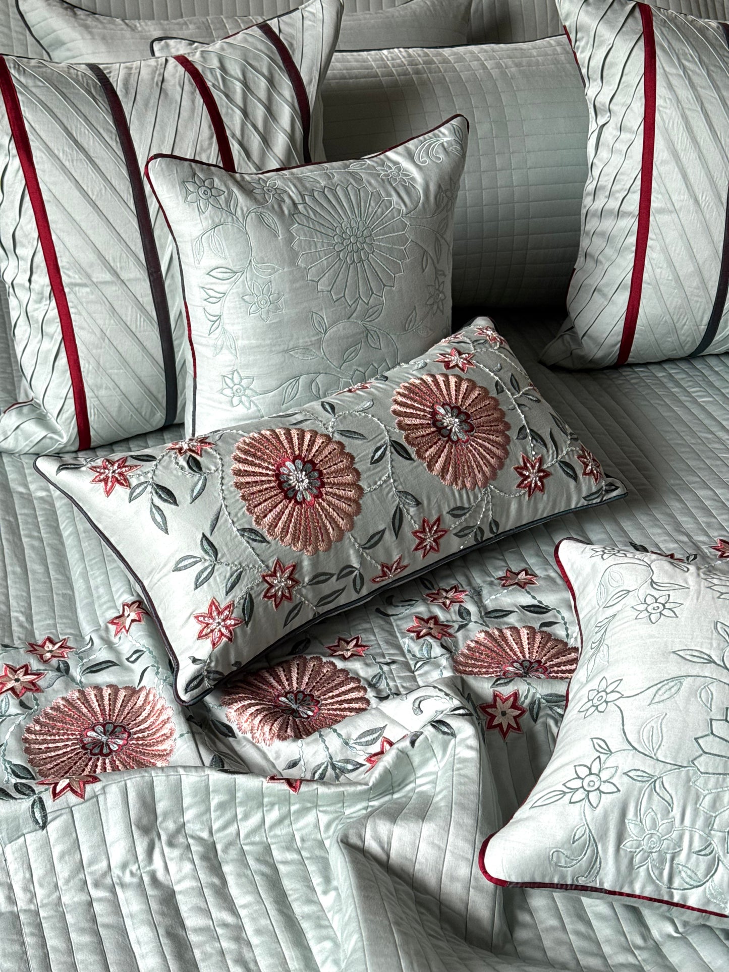 The Soft Aqua Rosette Bedding Set