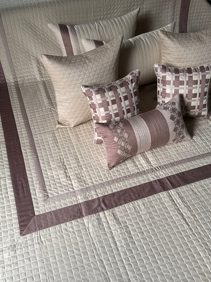 The Taupe Geometry Bedding Set