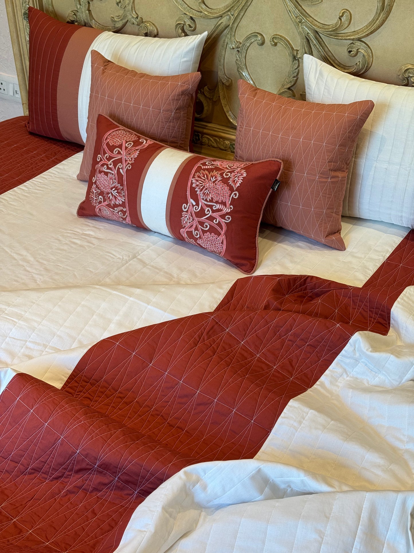 The Pure Cotton Sienna Bedding Set