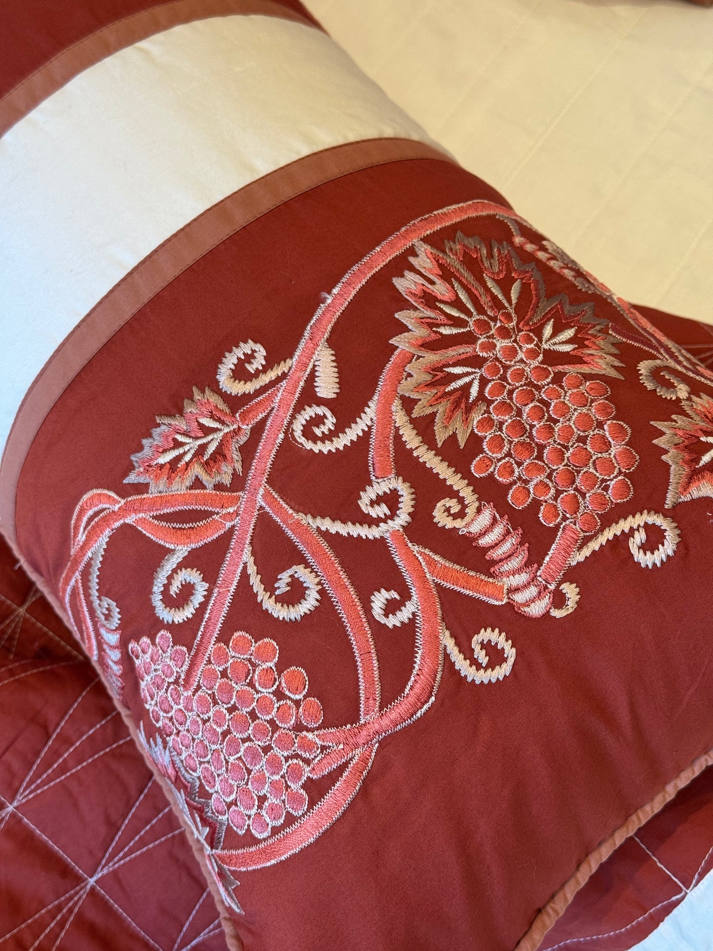 The Pure Cotton Sienna Bedding Set