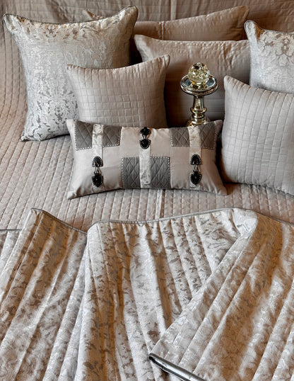 The Grey Soft Weave Bedding Set