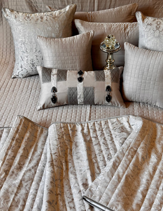 The Grey Soft Weave Bedding Set