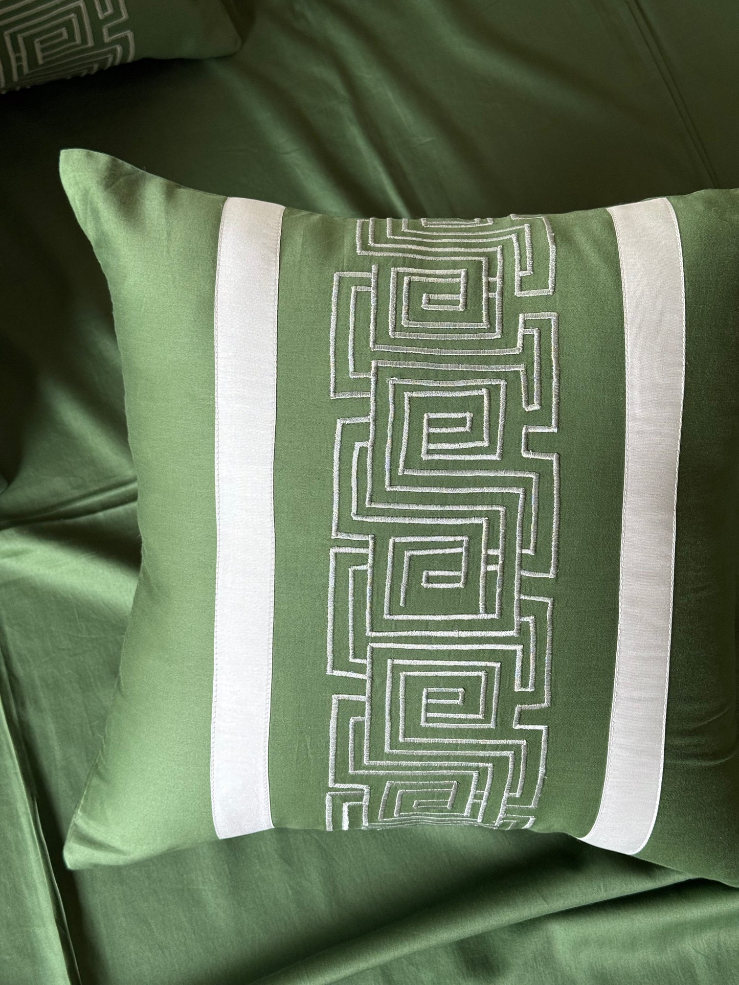 The Parrot Green Grammy Bedsheet Set