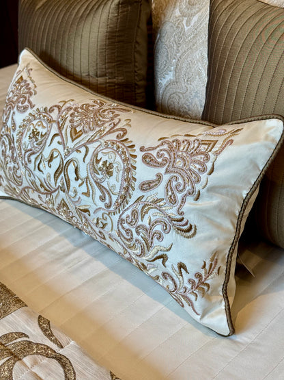 The Gold Jacquard Quilt Set