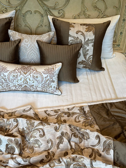 The Gold Jacquard Quilt Set