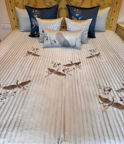 The Light Grey Bird Bedding Set