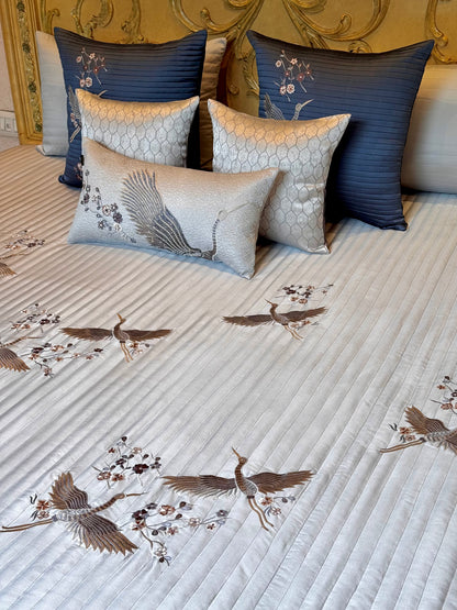 The Light Grey Bird Bedding Set
