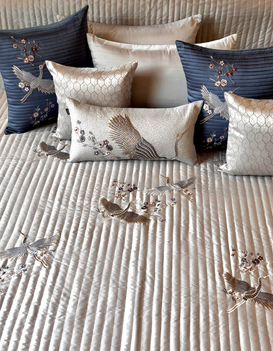 The Light Grey Bird Bedding Set