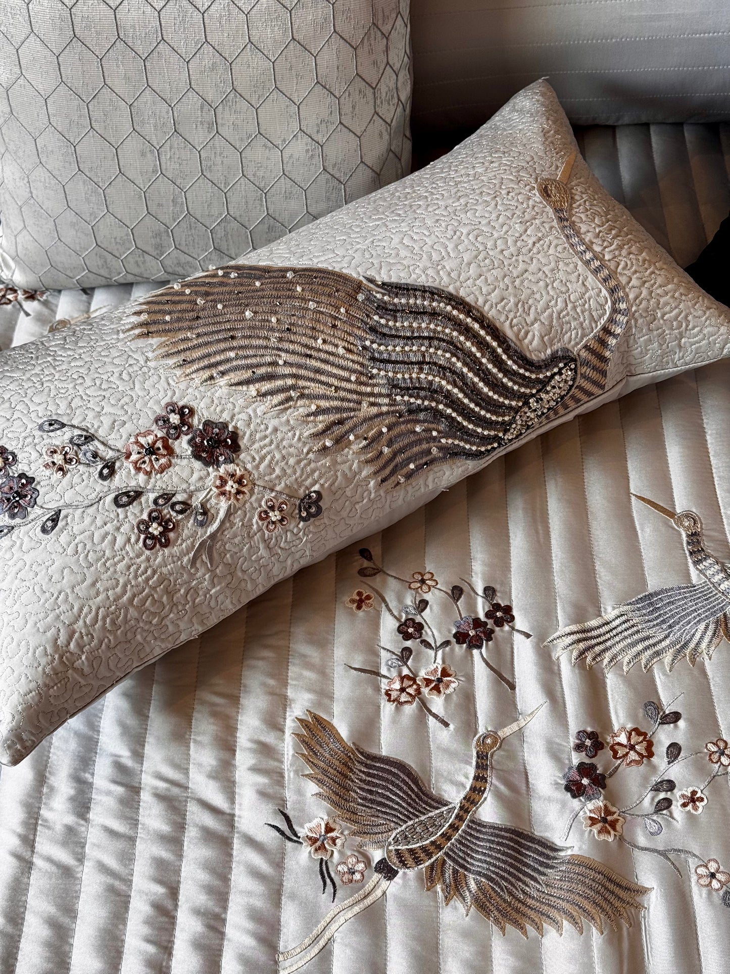 The Grey Bird Lumbar (With Insert)