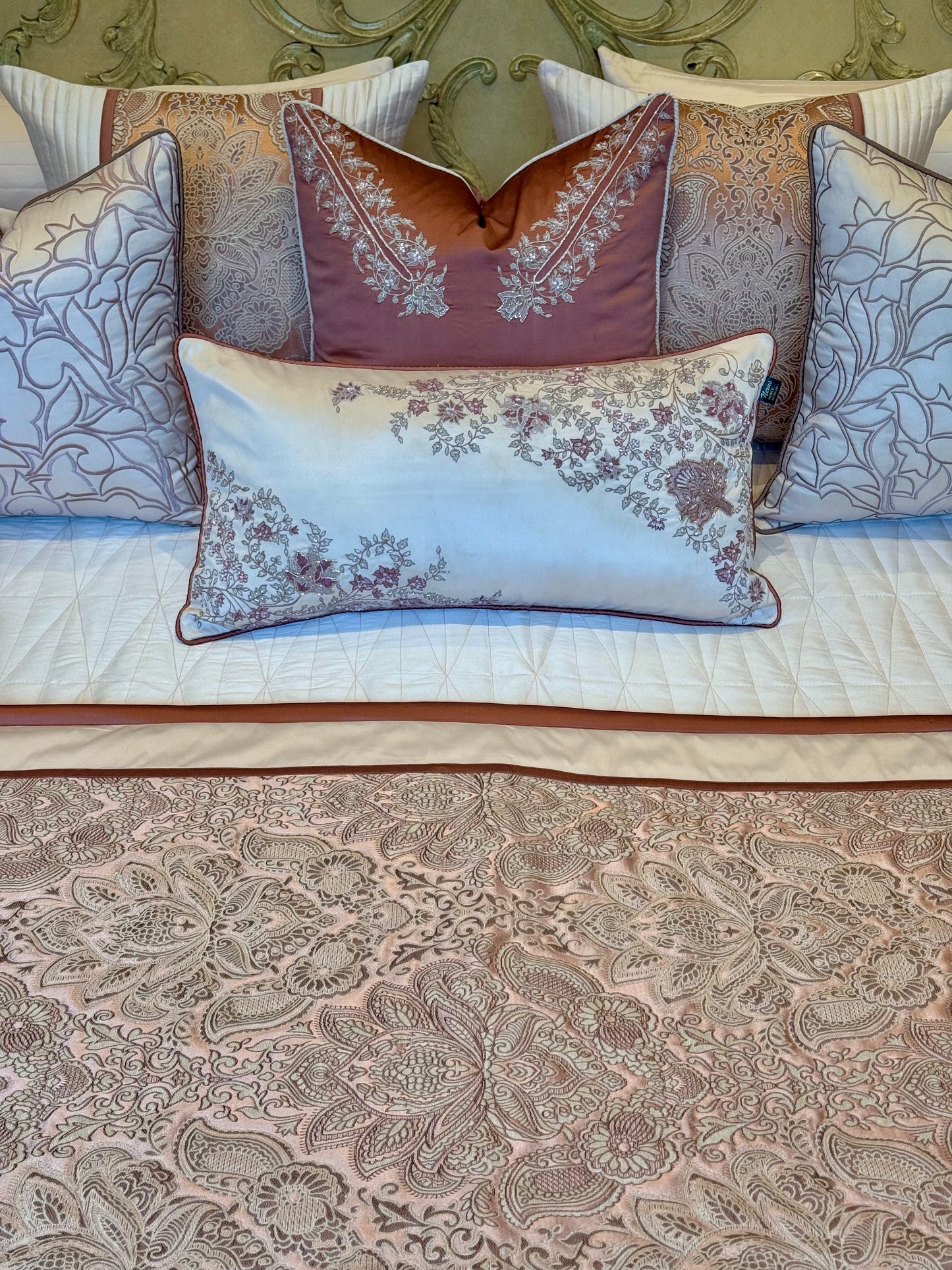 The Blush Ornate Paisley Bedding Set