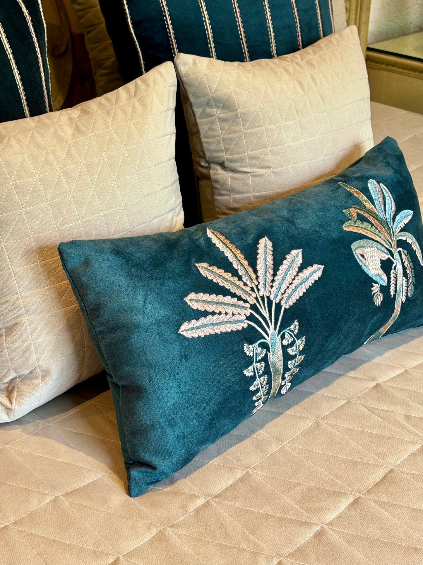 The Tropical Muse Bedding Set