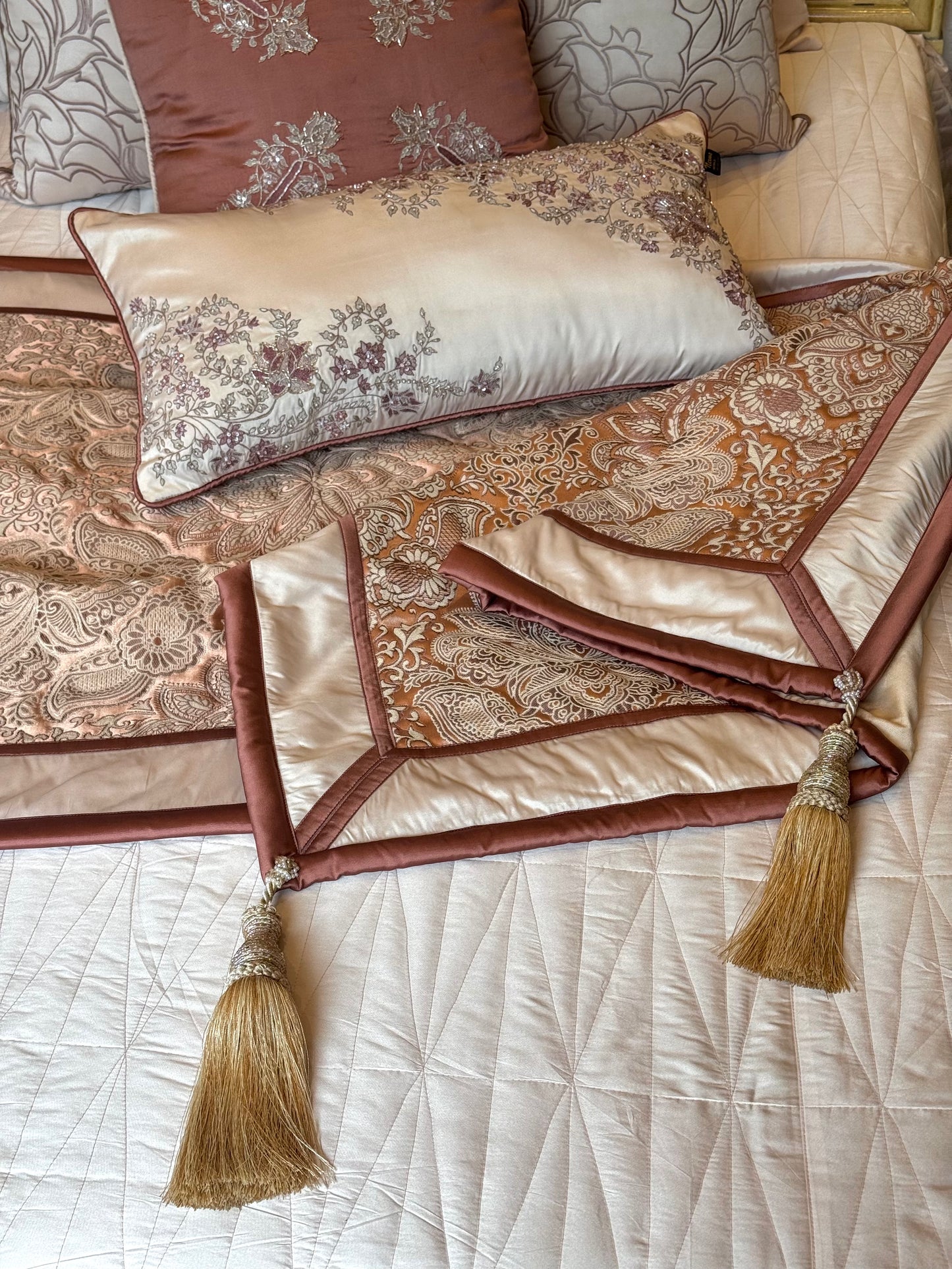 The Blush Ornate Paisley Bedding Set