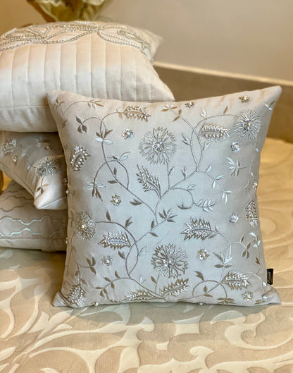 THE IRIS CUSHION COVER