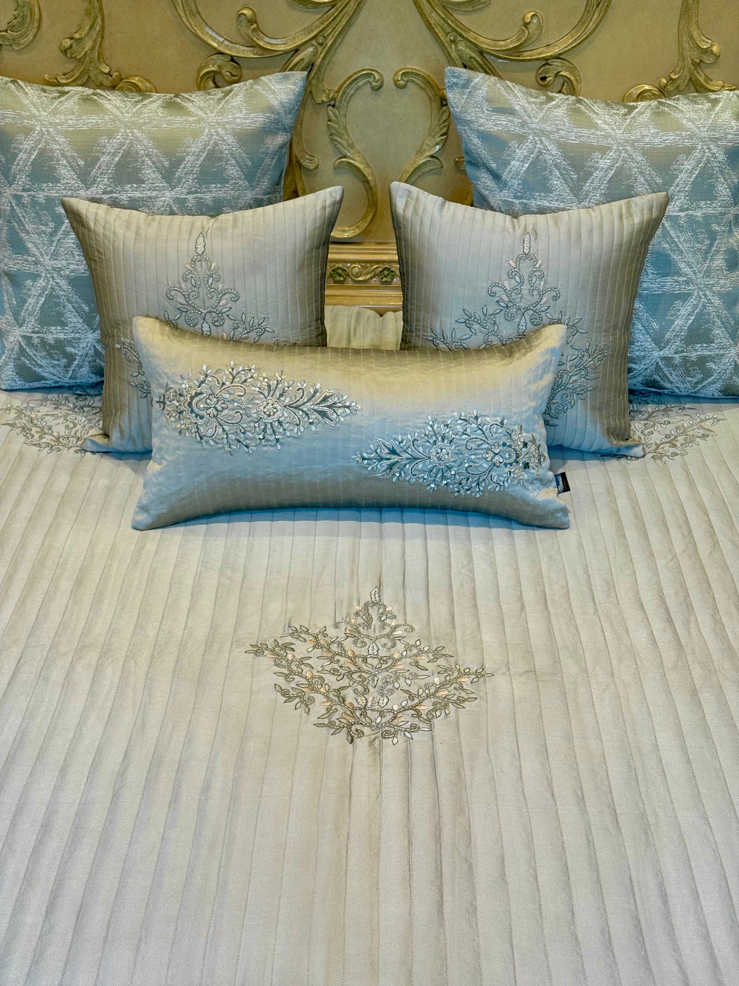 The Soft Green Mellow Bedding Set