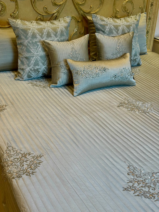 The Soft Green Mellow Bedding Set