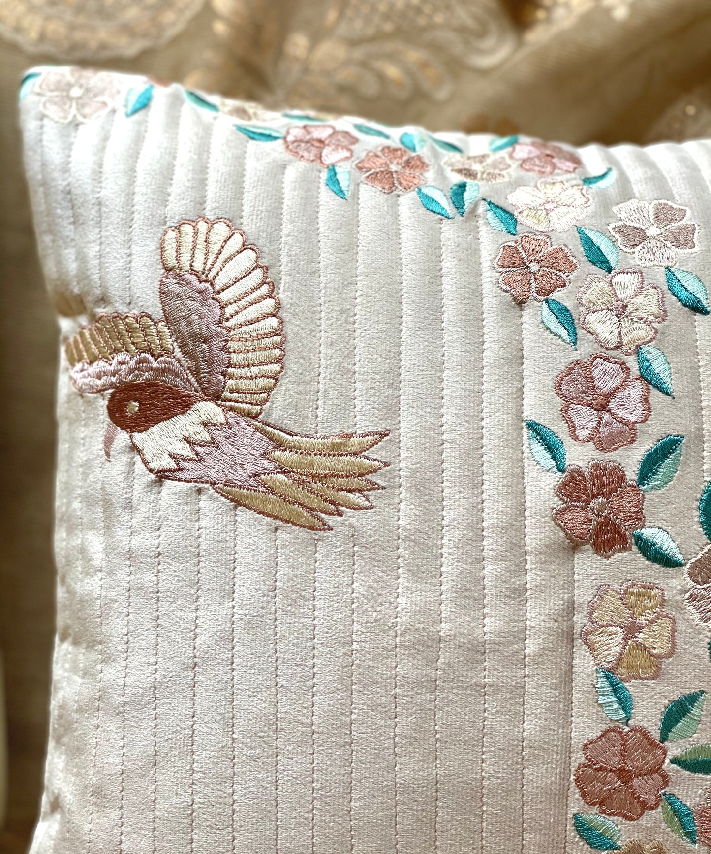 THE PASTEL HUMMING BIRD CUSHION COVER
