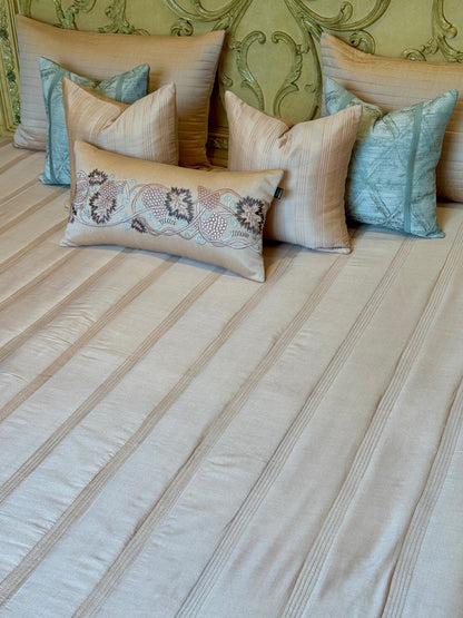 The Peach Vineyard Bedding Set