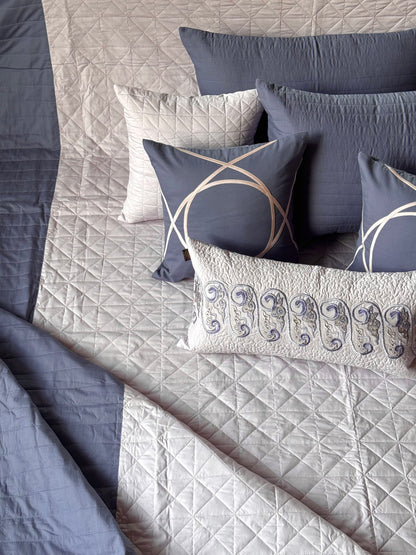 The Cotton Lilac Blue Bedding Set