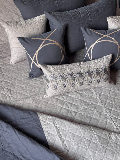 The Cotton Lilac Blue Bedding Set