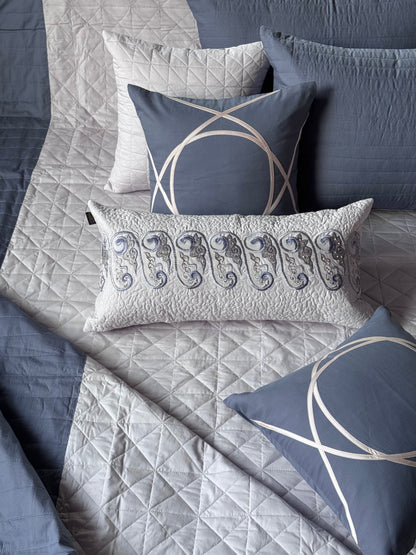 The Cotton Lilac Blue Bedding Set