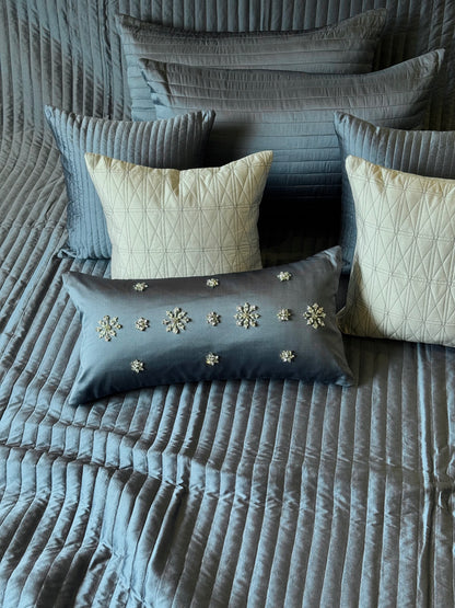 The Blue Crystal Bedding Set