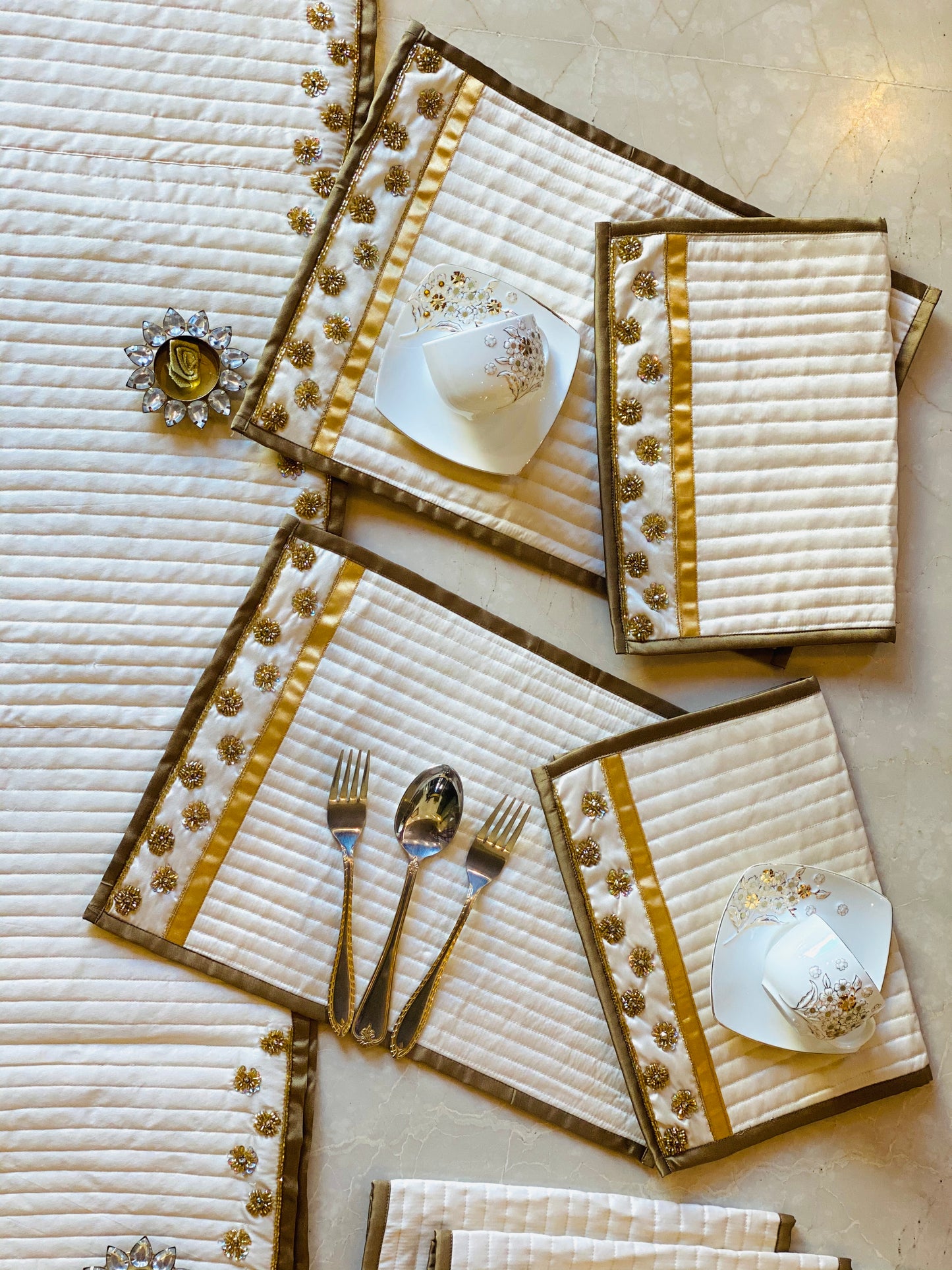 Royal Feast Dining Table Runner Set