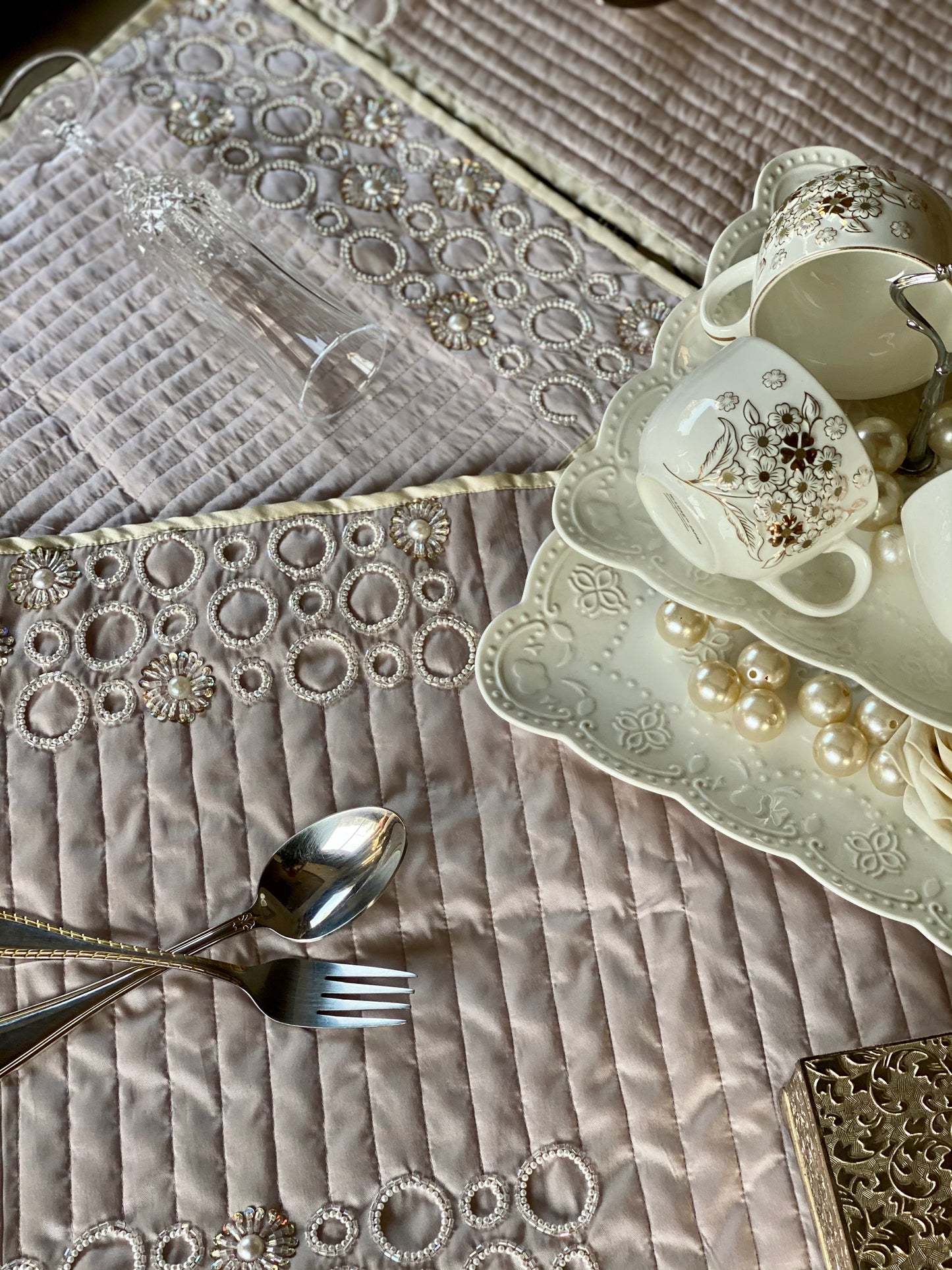 The Lilac Roman Dining Set