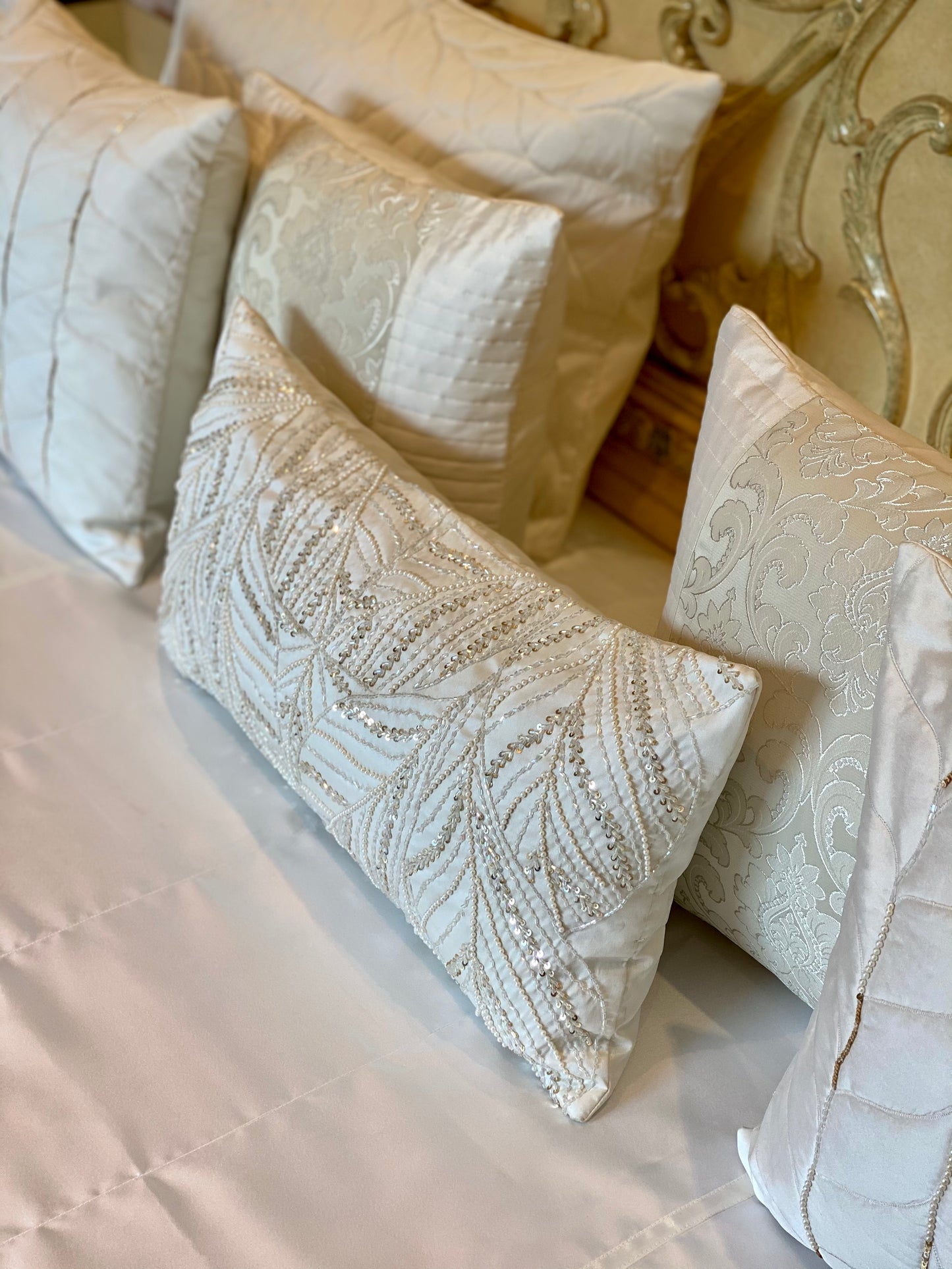 Moonstone Pure Satin Quilt Set