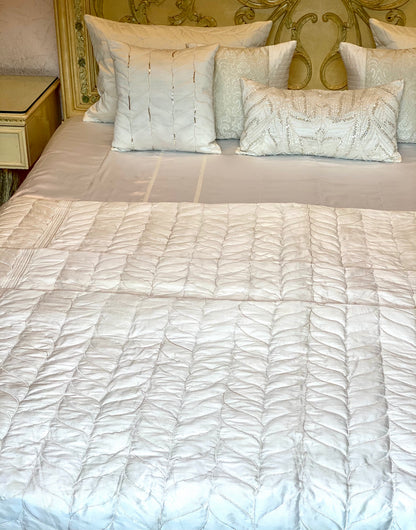 Moonstone Pure Satin Quilt Set